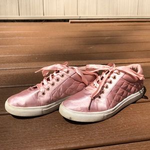 Just Fab Women’s Silk Pink Shoes